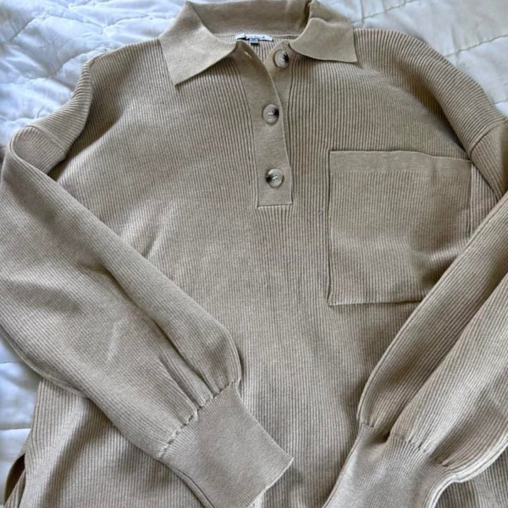 Ribbed Loose Fit Long Sleeve Top - SIZE MEDIUM